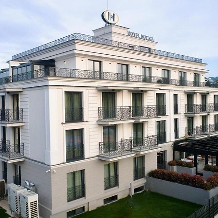 Hotel Kocka Vrnjačka Banja Kültér fotó