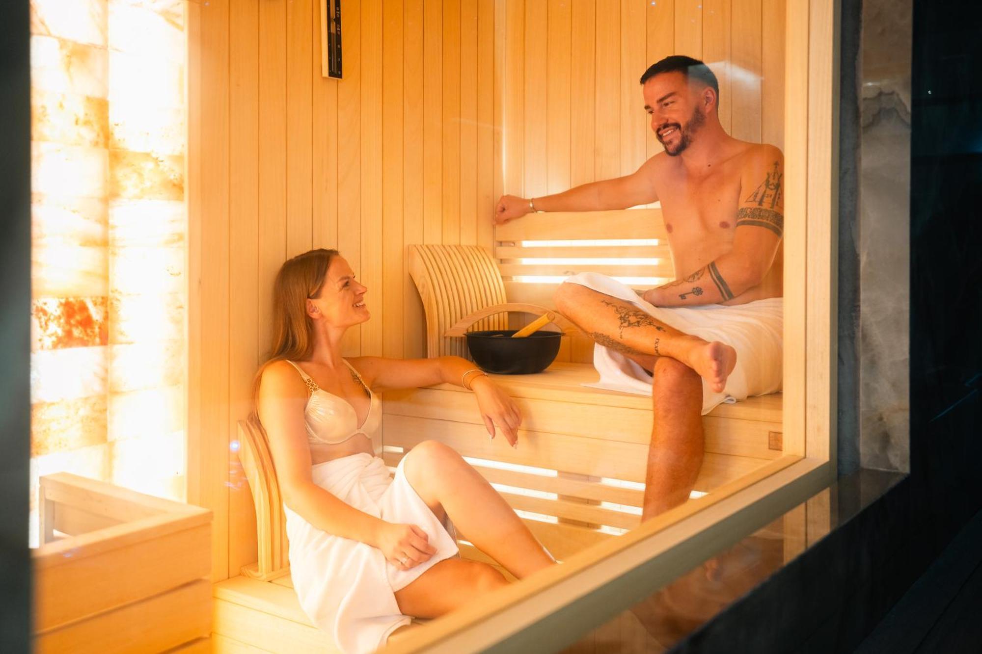 Hotel Kocka Vrnjačka Banja Kültér fotó